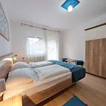 شقة In - Balaton 52987 *