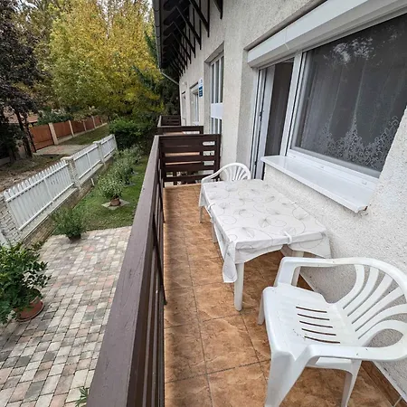 In - Balaton 52987 * Zamárdi