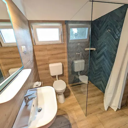 In - Balaton 52987 Apartman *